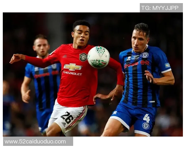 曼联主场迎战南安普顿第二轮较量展现英超激情与实力对决